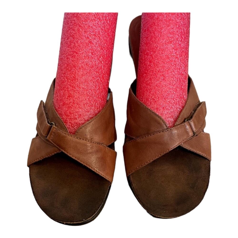 True Spirit by Easy Spirit Women’s Brown Leather Sandals Size 10M open toe shoe